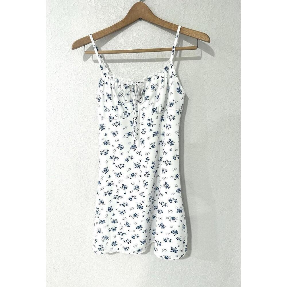 Shein Floral White Spaghetti Strap Slip Dress with Blue Flowers Juniors Size S